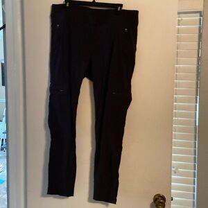 NorthFace new black 4 zipper pockets full length pants